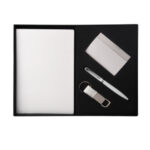 Glimmer White 4 in 1 Gift Set EK373411