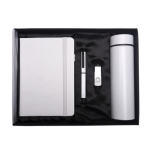Glorious White 4 in 1 Tech Gift Box EK37412