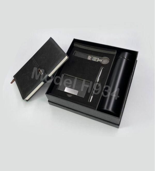 5 IN 1 Gift Set GCH 934 - Image 4