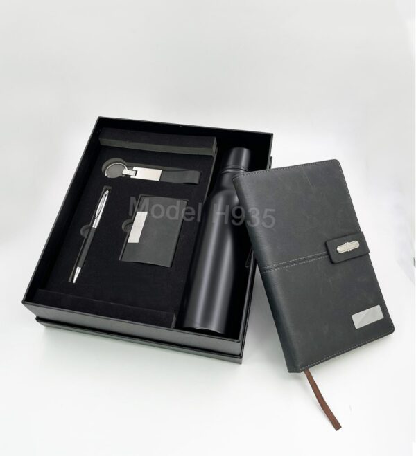 5 In 1 Gift Set GCH 935 - Image 3